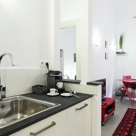 Le Droite Charmant F2 Au Coeur Du Vieux Old Town Apartment