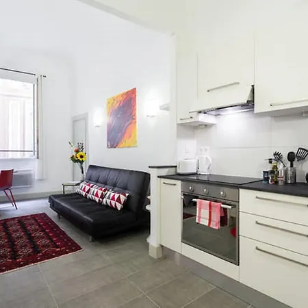 Le Droite Charmant F2 Au Coeur Du Vieux Old Town Apartment Nice